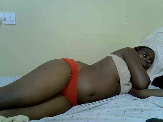 curvy-corazon webcam