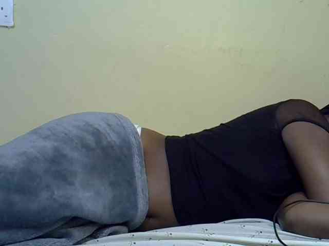 curvy-corazon webcam
