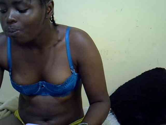 curvy-corazon webcam