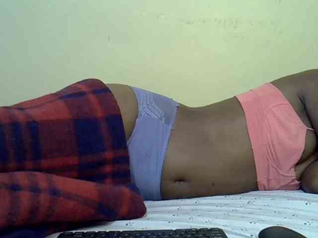 curvy-corazon webcam