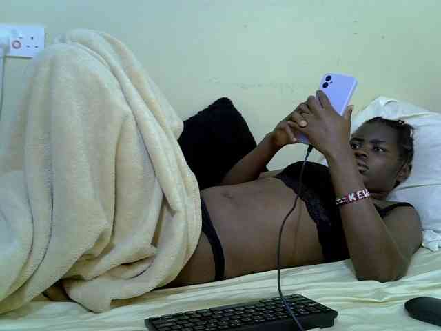 curvy-corazon webcam