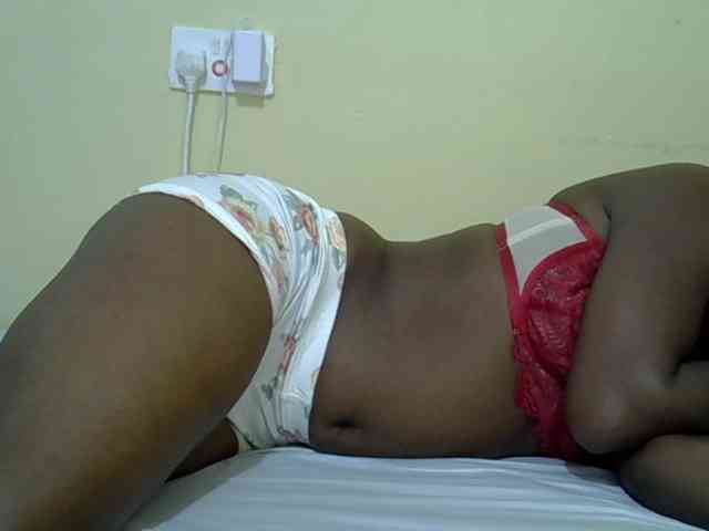 curvy-corazon webcam