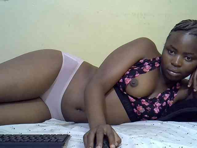 curvy-corazon webcam