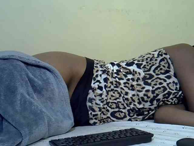 curvy-corazon