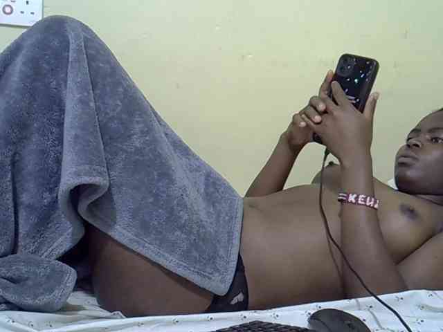 curvy-corazon webcam