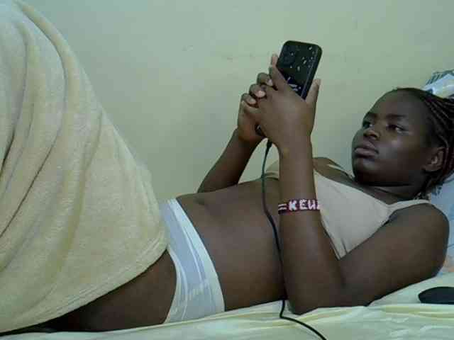 curvy-corazon webcam