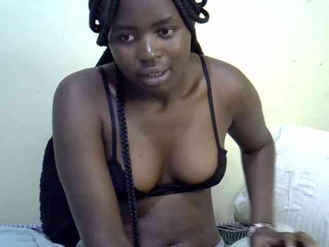 curvy-corazon webcam