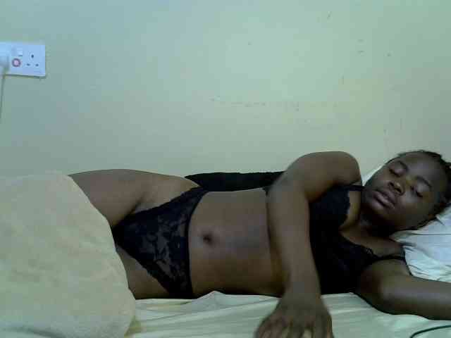 curvy-corazon webcam