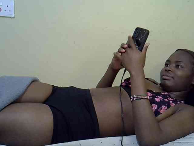 curvy-corazon webcam