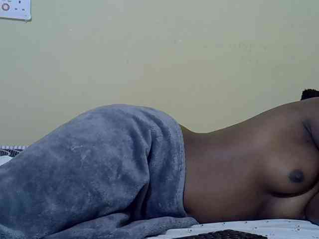 curvy-corazon webcam
