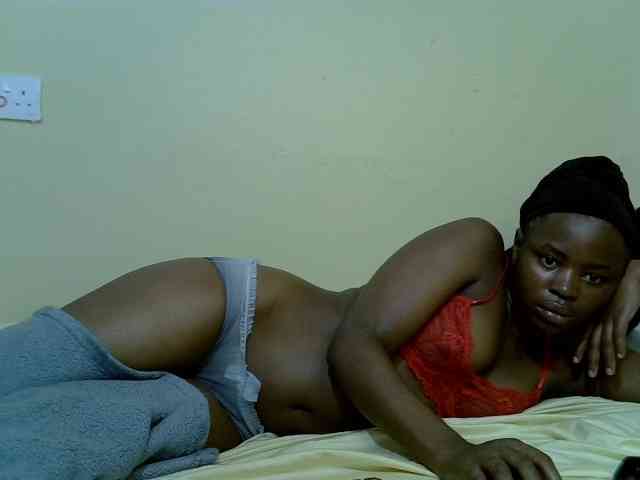 curvy-corazon webcam