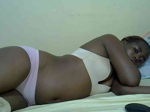 curvy-corazon webcam