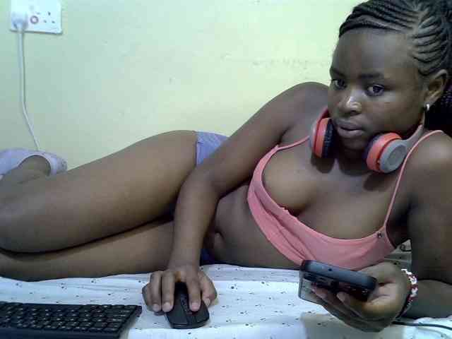 curvy-corazon webcam