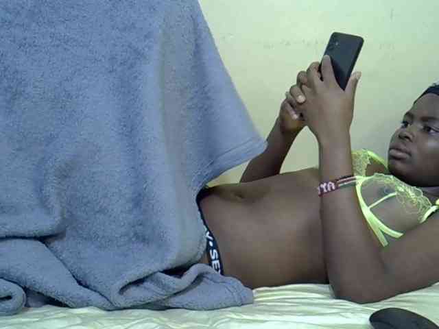 curvy-corazon webcam