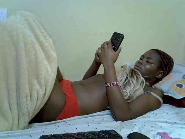 curvy-corazon webcam
