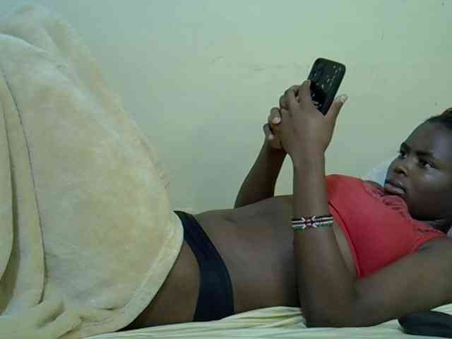 curvy-corazon webcam