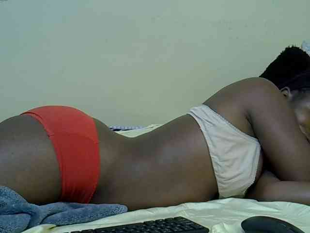 curvy-corazon webcam