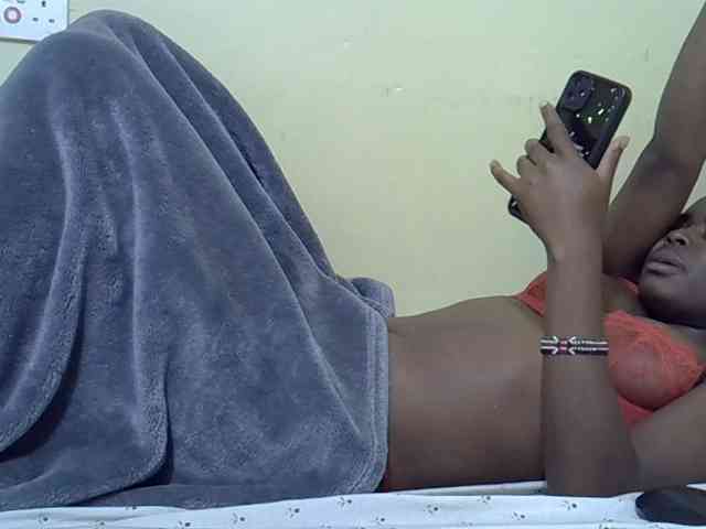 curvy-corazon webcam