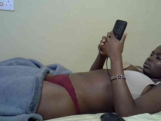 curvy-corazon webcam
