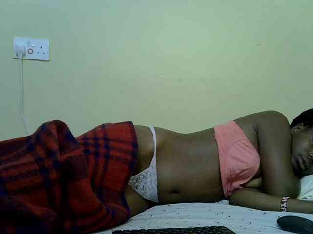 curvy-corazon webcam