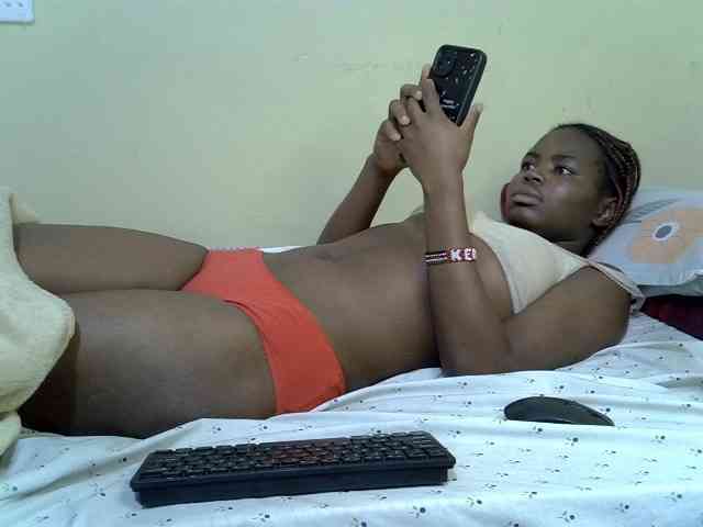 curvy-corazon webcam