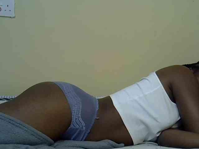 curvy-corazon webcam