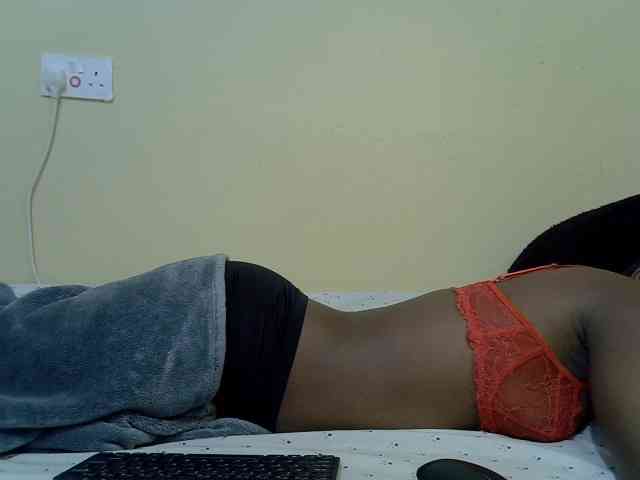 curvy-corazon webcam