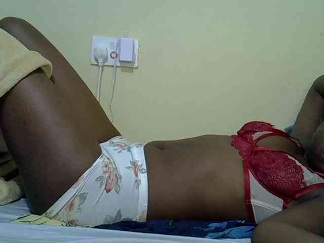 curvy-corazon webcam
