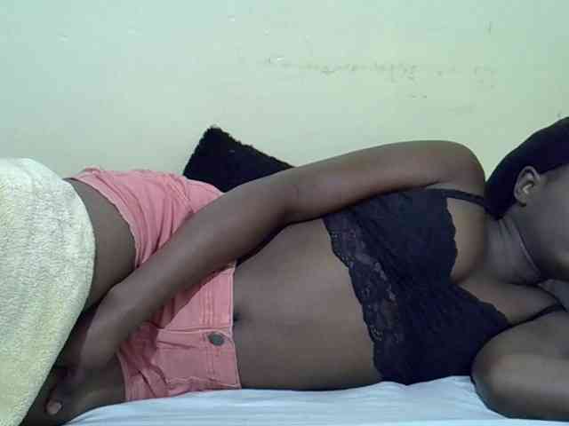 curvy-corazon webcam