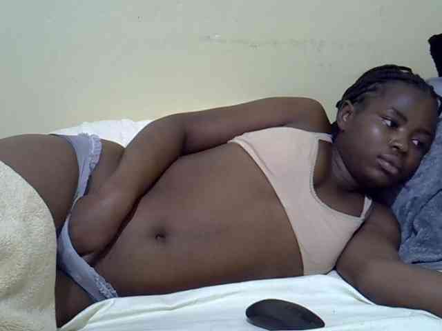 curvy-corazon webcam