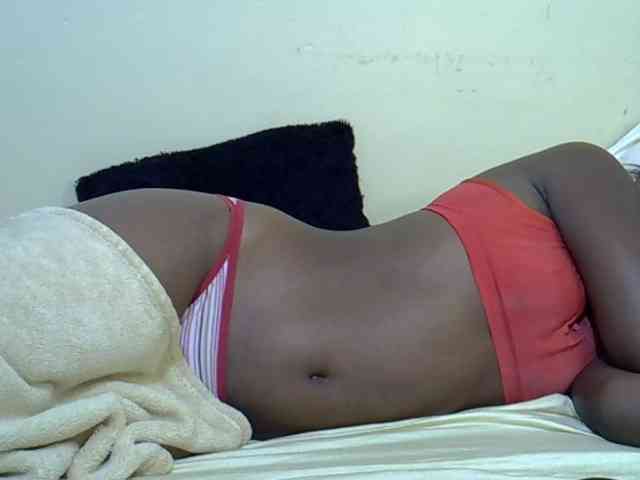 curvy-corazon webcam