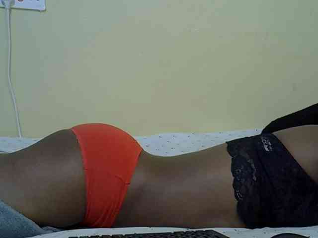 curvy-corazon webcam