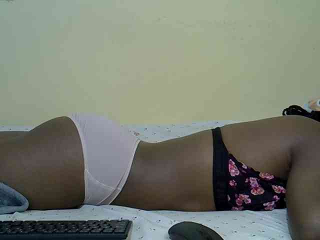 curvy-corazon webcam