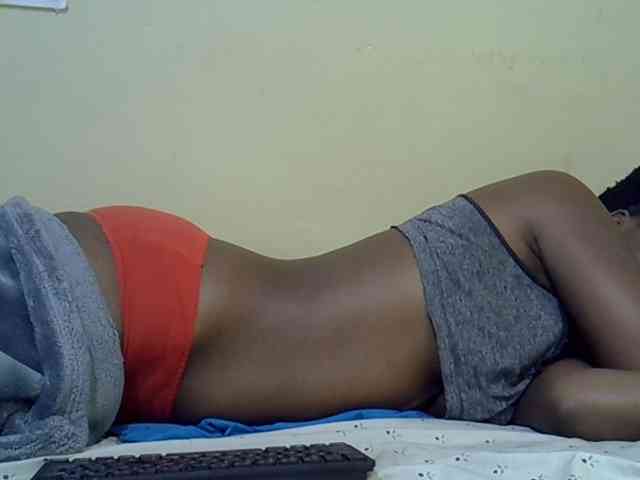 curvy-corazon webcam