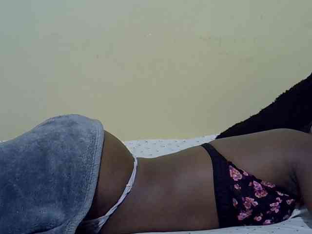 curvy-corazon webcam