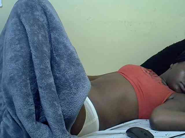 curvy-corazon webcam