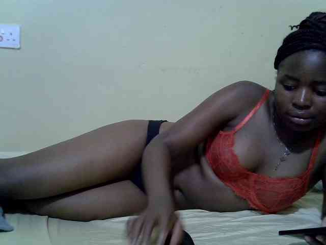 curvy-corazon webcam