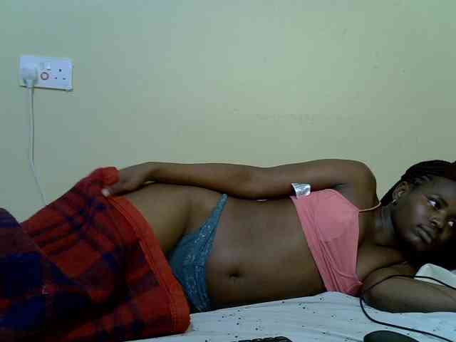 curvy-corazon webcam