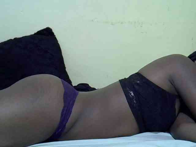 curvy-corazon webcam