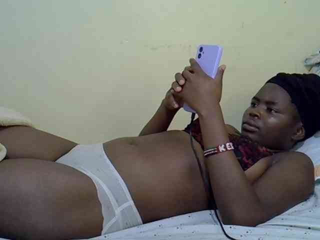 curvy-corazon webcam