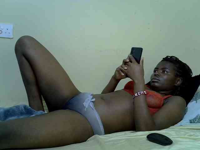 curvy-corazon webcam