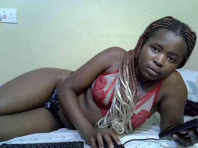 curvy-corazon webcam