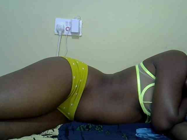 curvy-corazon webcam