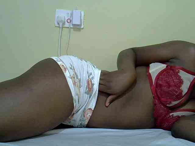 curvy-corazon webcam