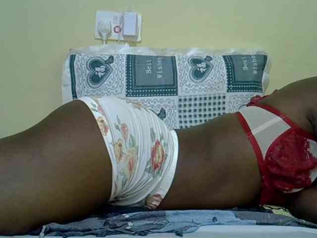 curvy-corazon webcam
