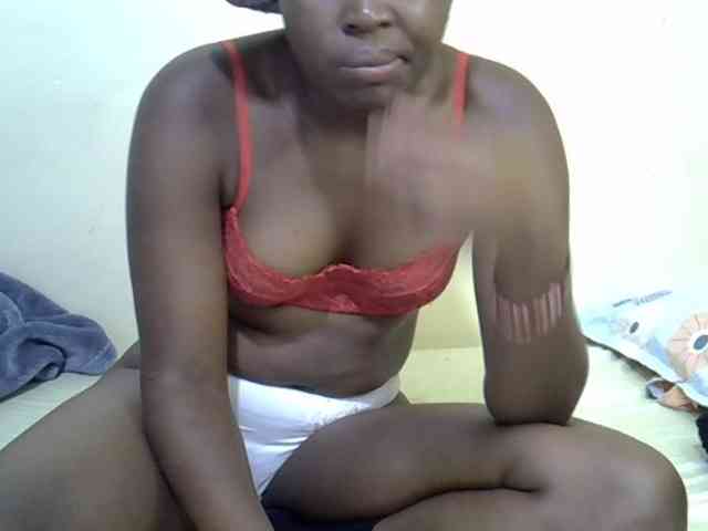 curvy-corazon webcam