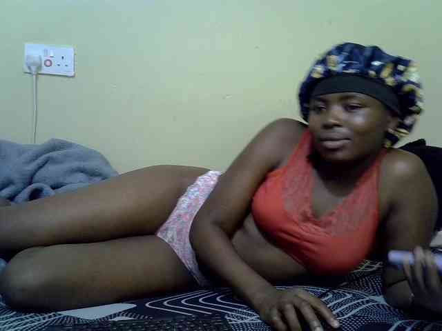curvy-corazon webcam
