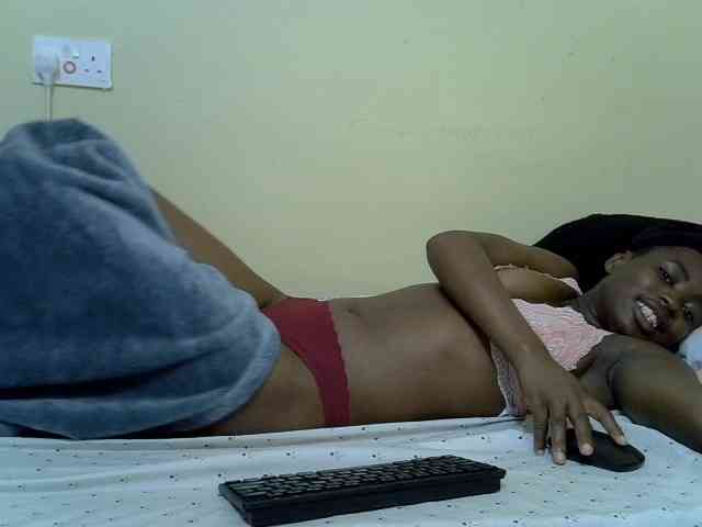 curvy-corazon webcam