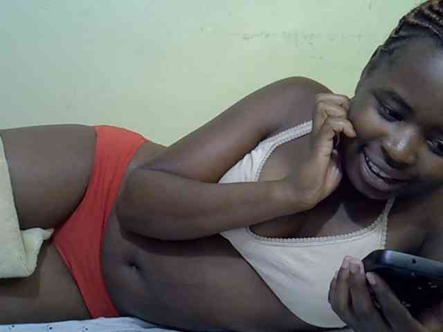 curvy-corazon webcam