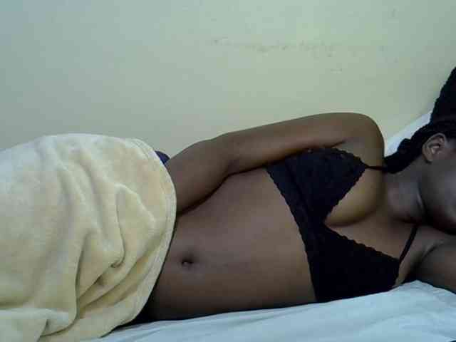 curvy-corazon webcam